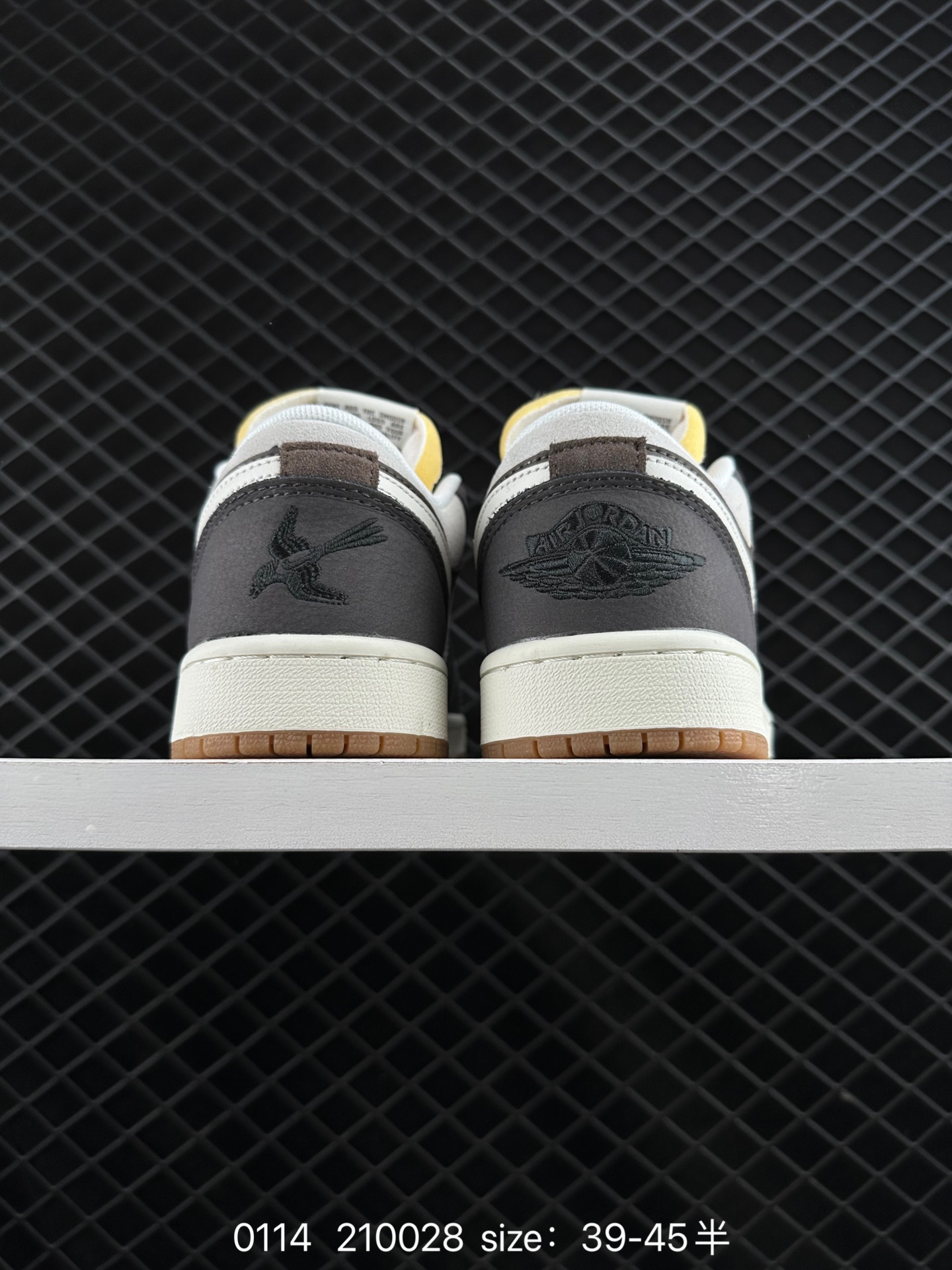 Air Jordan 1 Low AJ1